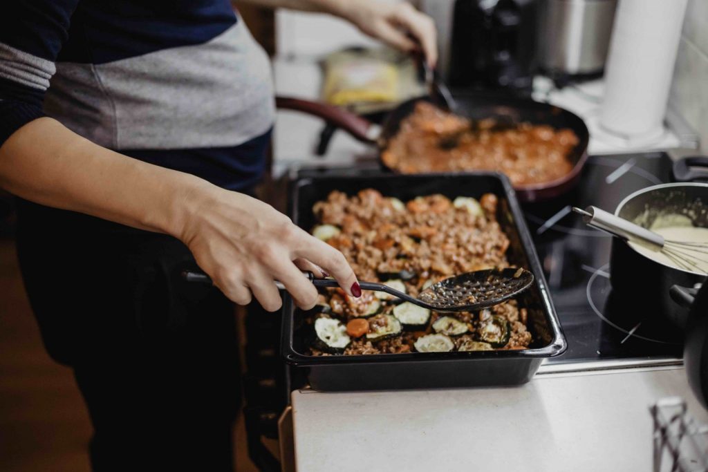  food-balance-meal-health-woman